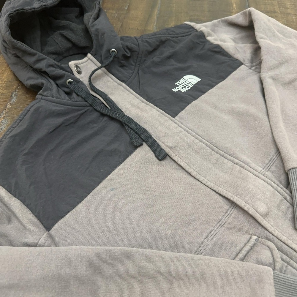 The North Face Hoodie Mens Medium Gray Full Zip Fleece Snap Rivington Jacket